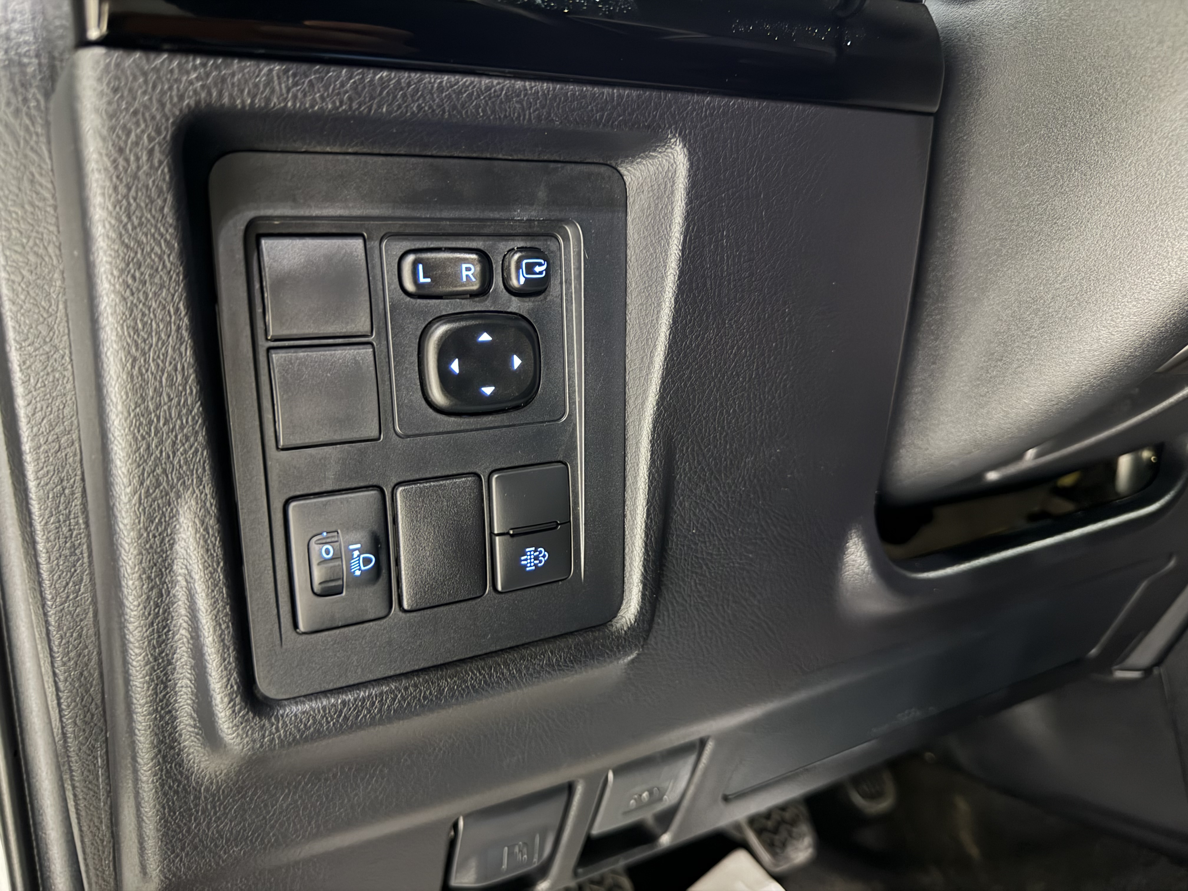 Toyota Land Cruiser - imagen
